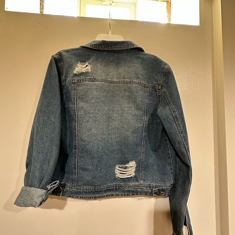 Jean jacket - Picture 2 of 2